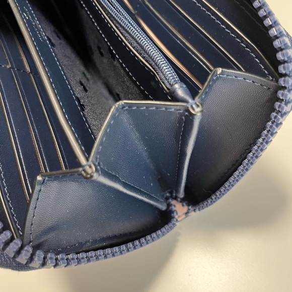 Kate Spade Wallet - Picture 6 of 9